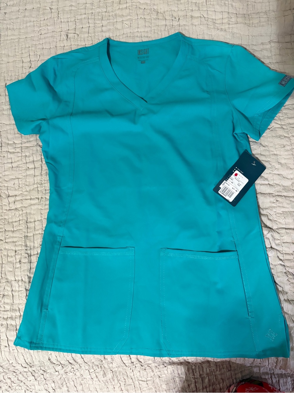 Med Couture Women's V-Neck Scrub Top in Teal